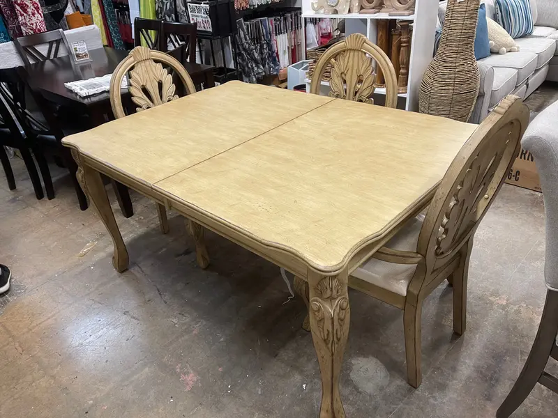7-Piece Casual Dining Set 1
