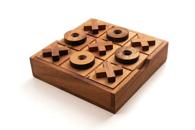 Classic Wooden Tic Tac Toe Game – Handcrafted Board With Naughts & Crosses Pieces 1