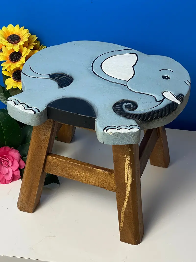 Elephant-Themed Wooden Children'S Chair And Stepping Stool For Toddlers 1