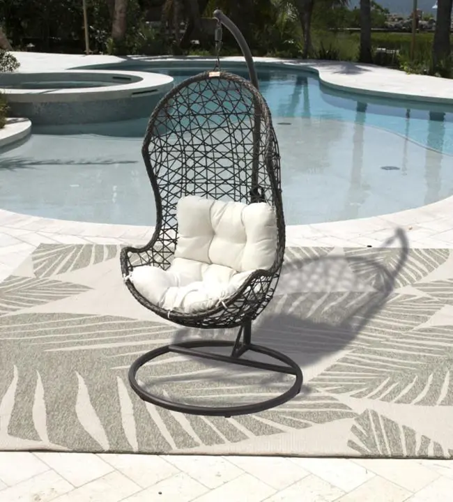 Panama Jack Hammock-Style Hanging Chair With Rope Suspension 1