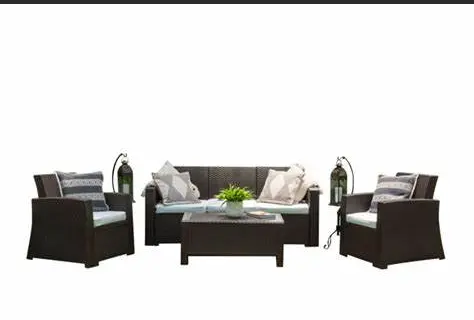 Plastique Modern 4-Piece Indoor Seating Collection 1