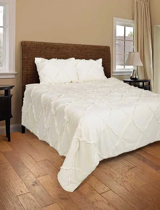 Rizzy Home Posh Ivory Twin Bedding Collection 1