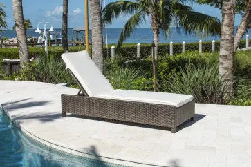Samoa Chaise Lounge With Off-White Cushion 1