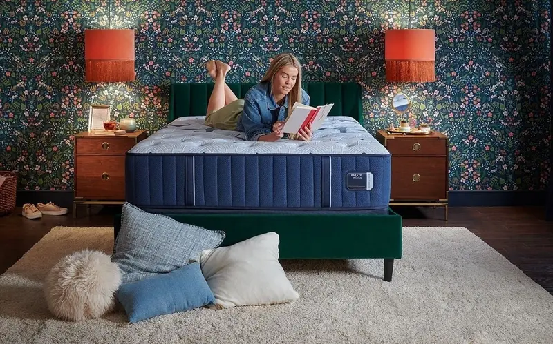 Stearns & Foster Estate Series Mattress – Luxury Hybrid Design 1