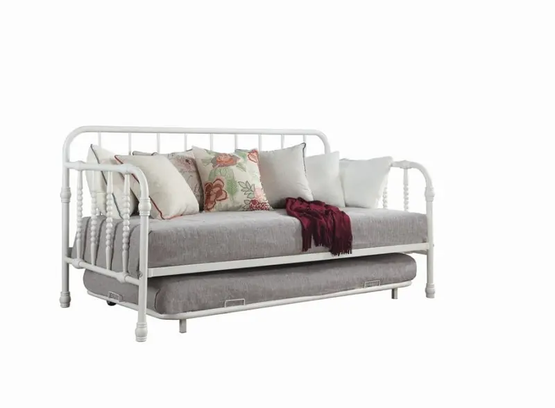 White Twin-Sized Metal Daybed With Pull-Out Trundle 1